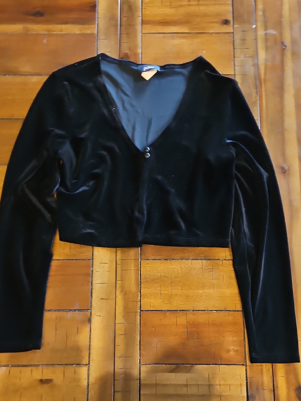 Pulse Black Velvet Long-Sleeve Cropped Cardigan